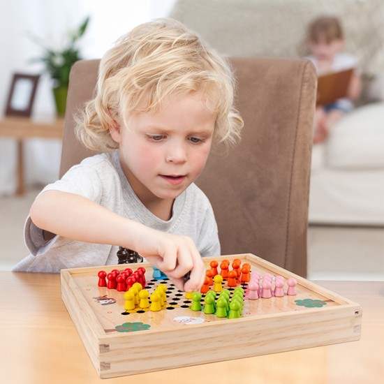 Medinis stalo žaidimų rinkinys „6in1" 