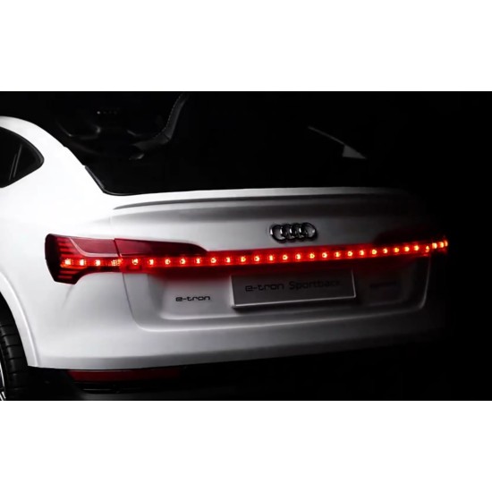 Elektromobilis vaikams Audi E- Tron QLS-6688, 4x4, juodas