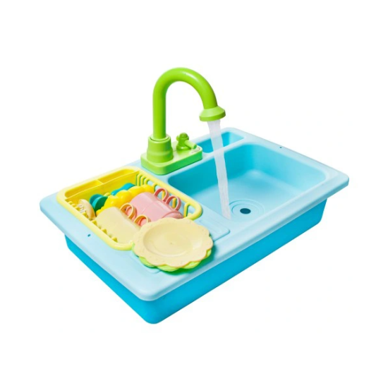Žaislinė virtuvės kriauklė su indais ir bėgančiu vandeniu
